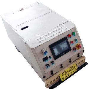 牵（qiān）引式越野型AGV