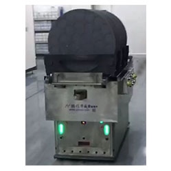運送多組石墨盤與高溫爐對接AGV