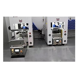 運送單片（piàn）石墨盤與上下片機（jī）對接AGV