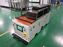 AGV背負式（shì）SMT周轉套模（mó）應用